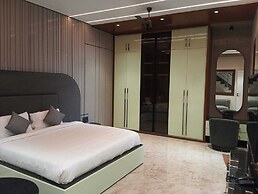 The Taj Mughal Courtyard Homestay