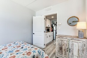 2 Blocks to Beach: Modern Condo in North Wildwood!