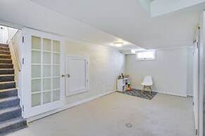 7 Mi to Downtown Salt Lake City: Charming Home