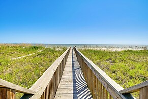 Private Beach & Pool Access: Murrells Inlet Condo!