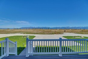 Tiny Home w/ Mtn View: Near Flathead Lake & Skiing
