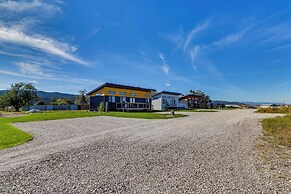 Tiny Home w/ Mtn View: Near Flathead Lake & Skiing
