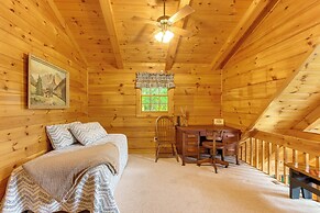 5 Mi to Blue Ridge Lake: Cabin w/ Fire Pit!