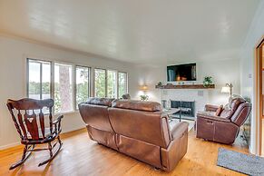 Lakefront Home w/ Fire Pit in Eagle River