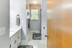 Large Yard & Basketball Hoop: Murfreesboro Home!