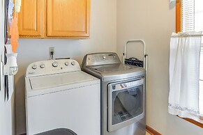 Large Yard & Basketball Hoop: Murfreesboro Home!