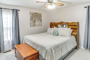 Large Yard & Basketball Hoop: Murfreesboro Home!