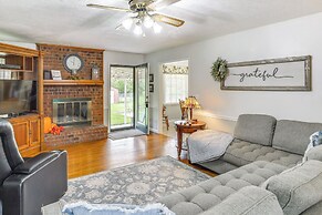 Large Yard & Basketball Hoop: Murfreesboro Home!