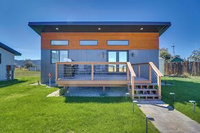 Mtn-view Tiny Home w/ Grill Near Skiing!