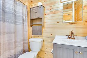 Riverfront Cabin Near Yellowstone Lake State Park