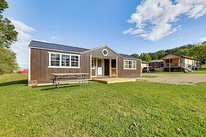 Riverfront Cabin Near Yellowstone Lake State Park