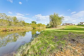 Riverfront Cabin Near Yellowstone Lake State Park