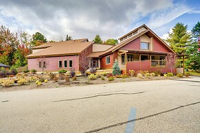Mtn & Foliage Views: Modern Mount Snow Stay!
