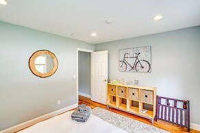 Mtn & Foliage Views: Modern Mount Snow Stay!