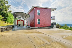 Nolin Lake Home w/ Decks & Fire Pit in Clarkson!