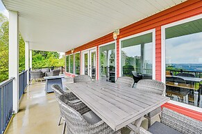 Nolin Lake Home w/ Decks & Fire Pit in Clarkson!