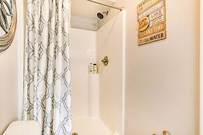 Nolin Lake Home w/ Decks & Fire Pit in Clarkson!