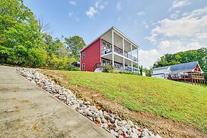 Nolin Lake Home w/ Decks & Fire Pit in Clarkson!
