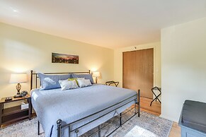 9 Mi to Saratoga Racetrack: Townhome w/ Bicycles!