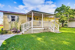 Lake Views & Fireside Bliss: Cecil Cottage w/ Yard