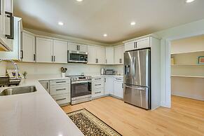 6 Mi to Appalachian Trail: Modern Front Royal Gem!