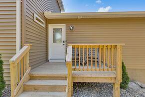 6 Mi to Appalachian Trail: Modern Front Royal Gem!