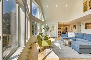 6 Mi to Appalachian Trail: Modern Front Royal Gem!