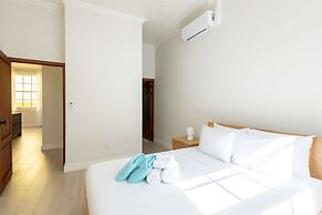 Chic Broadway Apartment in Central Willemstad