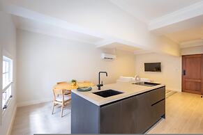 Modern Elegant Broadway Vibes in Willemstad