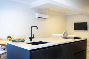 Modern Elegant Broadway Vibes in Willemstad