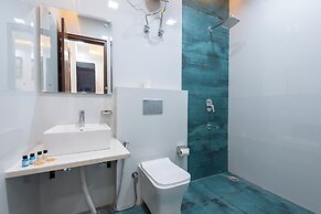 Park Pacific By Saavi Hotel