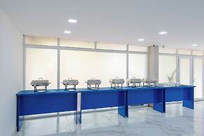 Park Pacific By Saavi Hotel