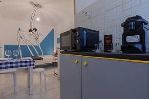 Kiss Art Studio by Wonderful Italy