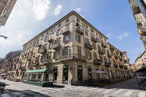 Kiss Art Studio by Wonderful Italy