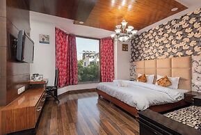 Saavi Hotel Huda City Centre