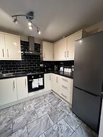 Charming Close Retreat in Grays