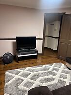 Charming Close Retreat in Grays