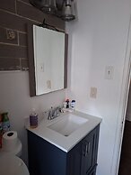 DOWNTOWN AT CUTE AND COZY