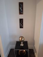 DOWNTOWN AT CUTE AND COZY