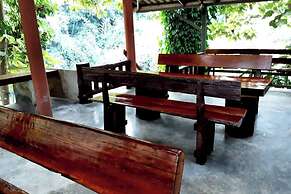 The Cascade - Mae Taeng Waterfall Bungalows