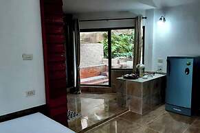 The Cascade - Mae Taeng Waterfall Bungalows