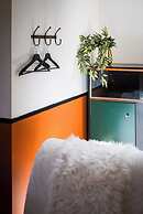 Elegant Triplex With Private Parking-2br/4p-honfleur