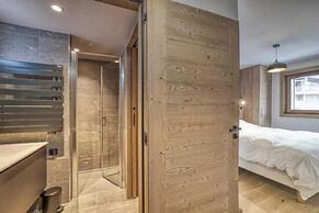 Luxurious 4-room Apartment With Swimming Pool, Gym, spa and Parking