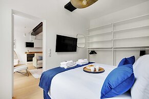 Modern Apartment in the Heart of Le Marais