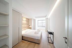 Charming Oasis With Terrace 4 BD/ 8P - Cannes