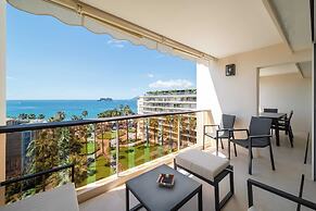 Charming Oasis With Terrace 4 BD/ 8P - Cannes