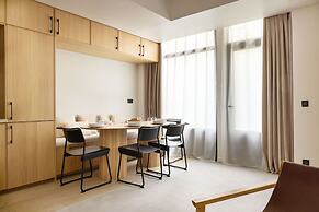 Elegance & Comfort With A/C in the Heart of 11th