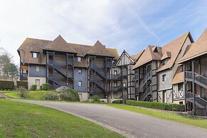 3 Bedroom Apartment With Garden and Swimming Pool