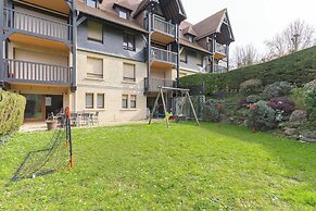 3 Bedroom Apartment With Garden and Swimming Pool