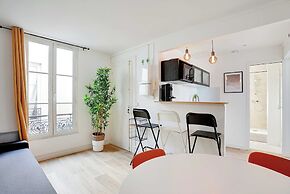 Modern Apartment - 2br/4p - Sacre-coeur